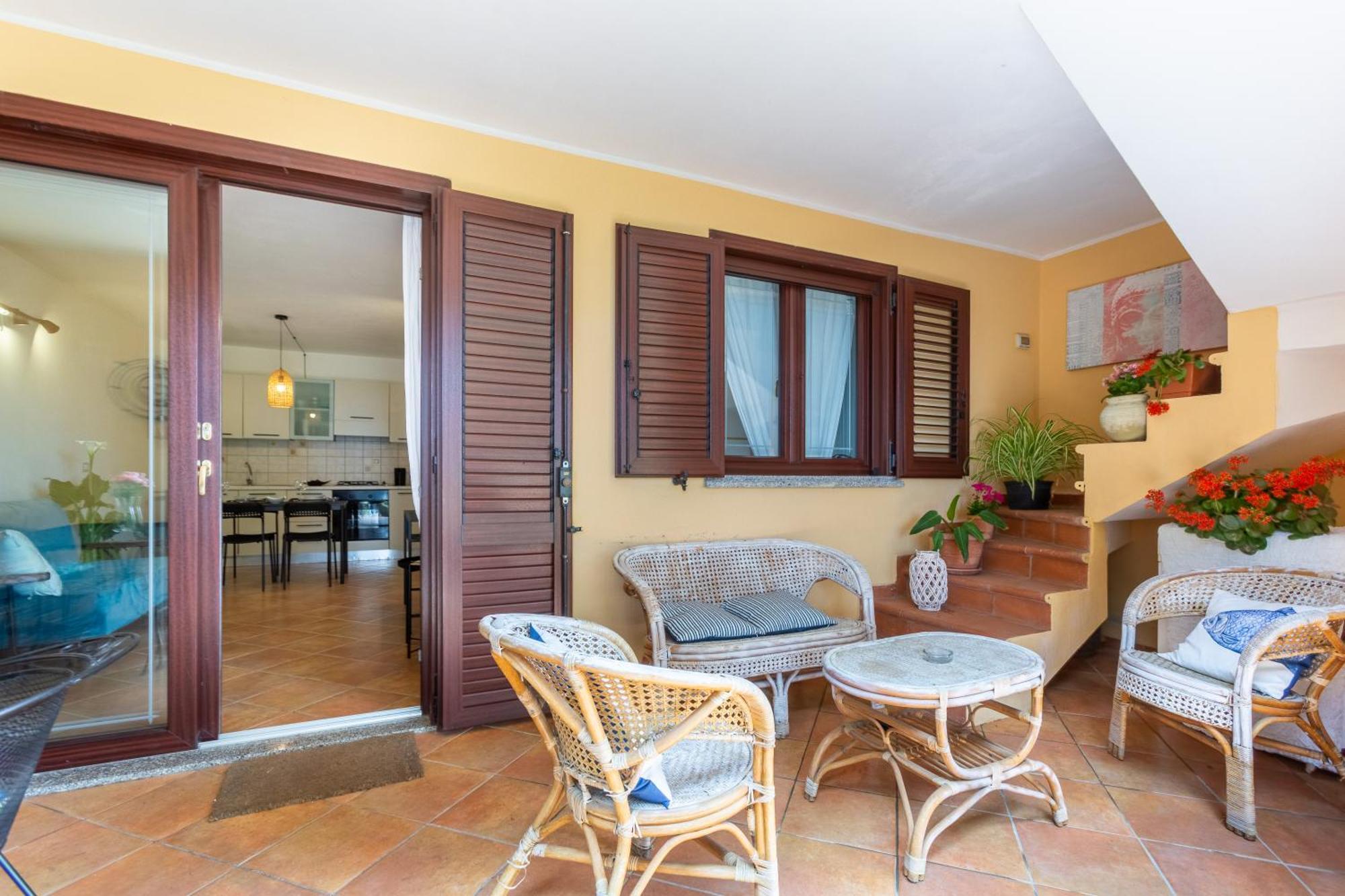 Aetos Home With Shared Swimming Pool - Porto Pino Hill Exteriér fotografie